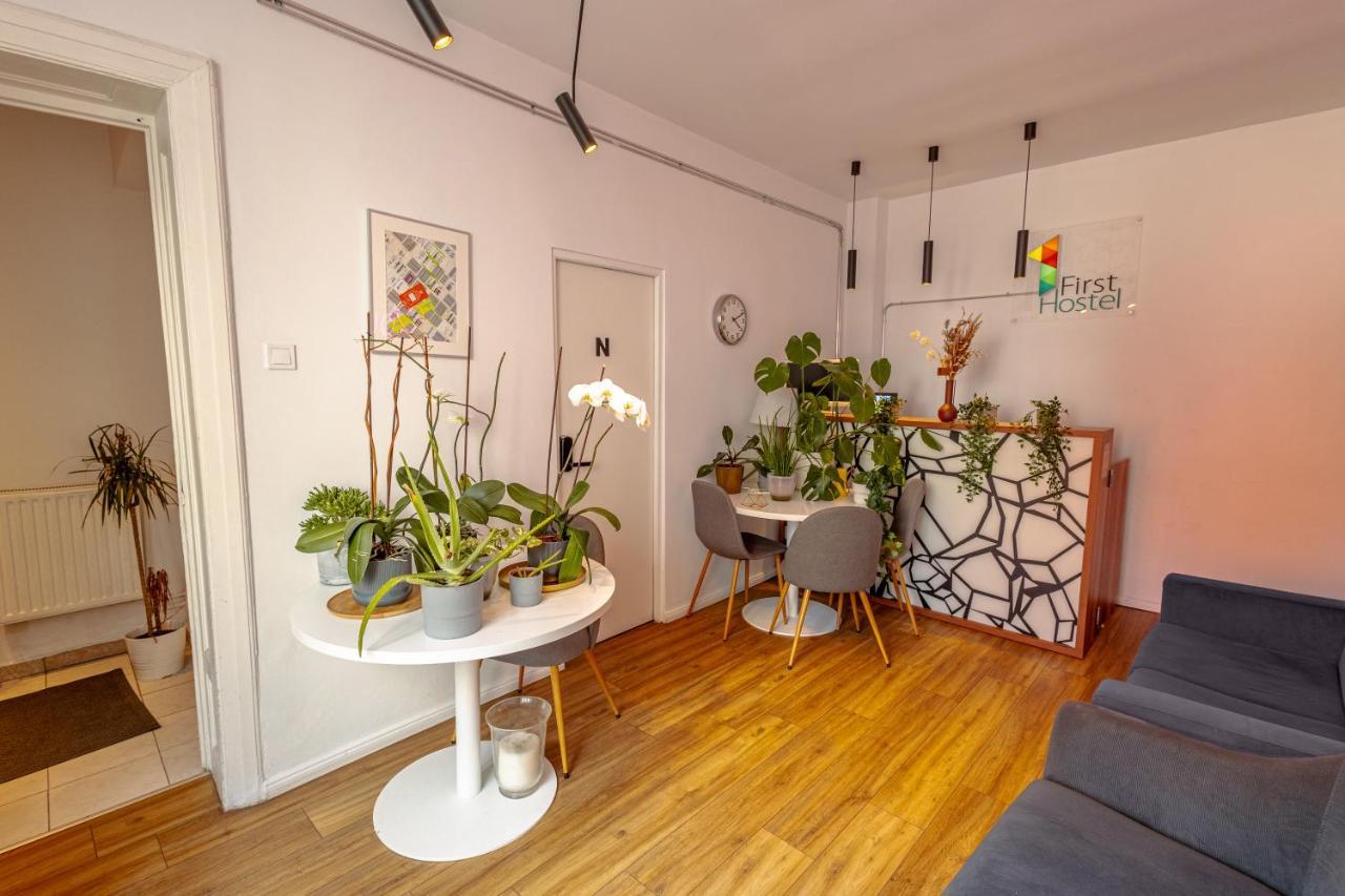First Hostel Bucur 21 Bukarest Kültér fotó